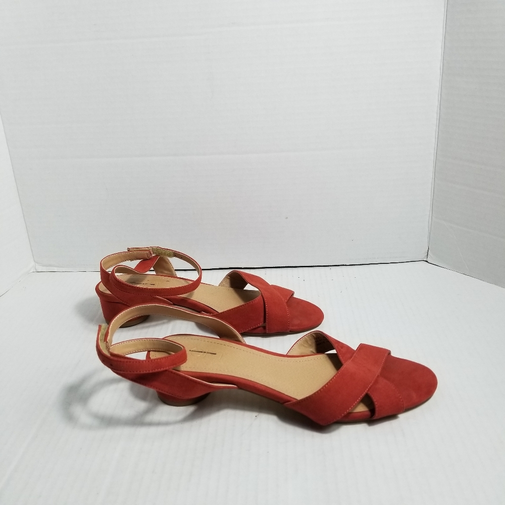 LOFT WOMEN'S BURNT RED SMALL HEELS SIZE 6.5